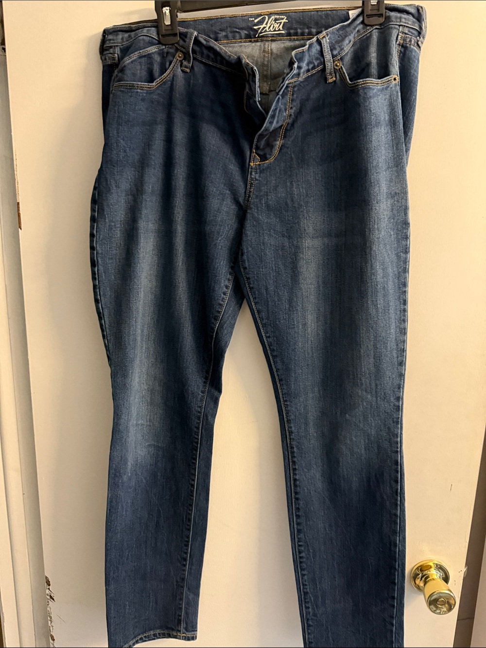 Old Navy Flirt Women’s Jeans in Dark Blue Wash